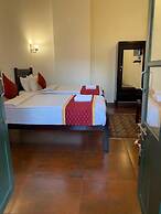 Lakefront Home Hotel