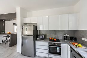 Napa Bay View Villa 8