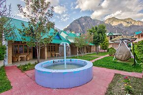 Regal Retreat
