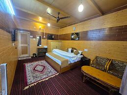 Regal Retreat