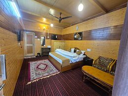 Regal Retreat