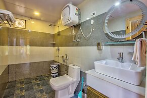 Regal Retreat