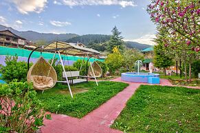 Regal Retreat
