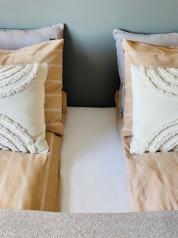 Lindarholl Guesthouse