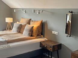 Lindarholl Guesthouse
