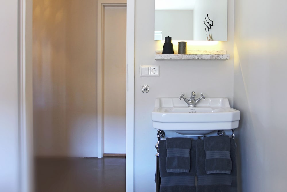 Lindarholl Guesthouse