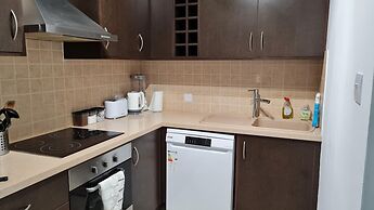 Spacious 2-bed Apartment in Sotira With Pool