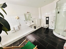 Tauwerk Hotel
