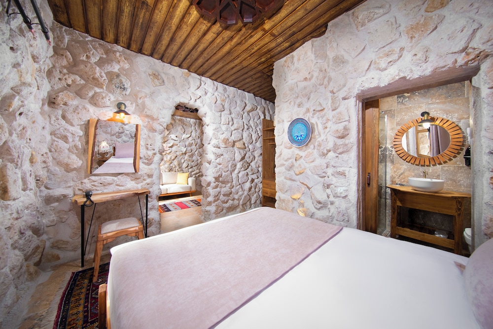 Cappadocia Çavuşin Stone House