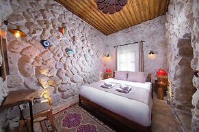 Cappadocia Çavuşin Stone House