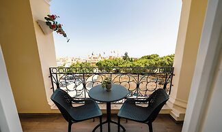 Yolanda Boutique Hotel