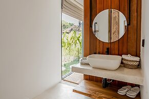 Berapi Villa by EVDEkimi – Spacious 3BR Villa with Pool & Kitchen clos