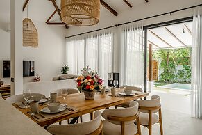 Berapi Villa by EVDEkimi – Spacious 3BR Villa with Pool & Kitchen clos
