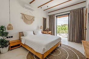 Berapi Villa by EVDEkimi – Spacious 3BR Villa with Pool & Kitchen clos