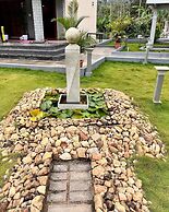 Thrilok Vihar