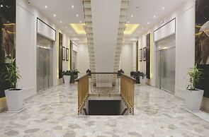 REAL HOTEL