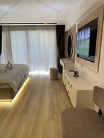 Platinum Pyramids Inn