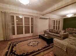Garden city Nile view apartment