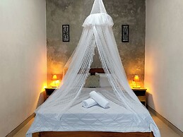 Artomoro Bali