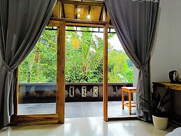 Artomoro Bali