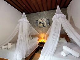 Artomoro Bali