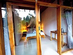 Artomoro Bali
