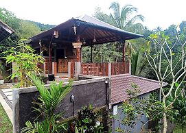 Artomoro Bali