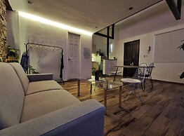 Loft Studio By Paradox