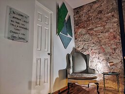 Ocre Studio By Paradox