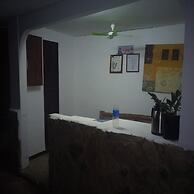 Max Travellers Inn