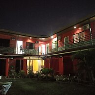 Max Travellers Inn