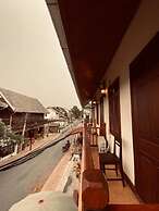 Tingkham Guesthouse