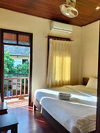 Tingkham Guesthouse