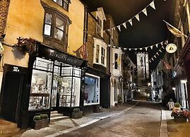Central Ripon - Sleeps 3 - Garden - Pet Friendly