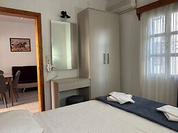 Ege Apartments