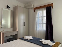 Ege Apartments