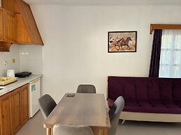 Ege Apartments