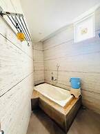 Hotel Shri Radha Orchid