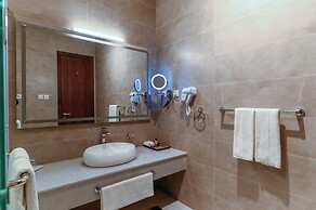 Rumanza by Pearl Continental