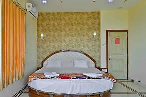 The Royal Heaven by Joy Suites