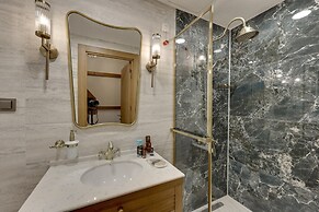 Silk Road Museum Hotel