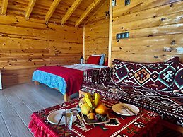 CELAZENİ BUNGALOV
