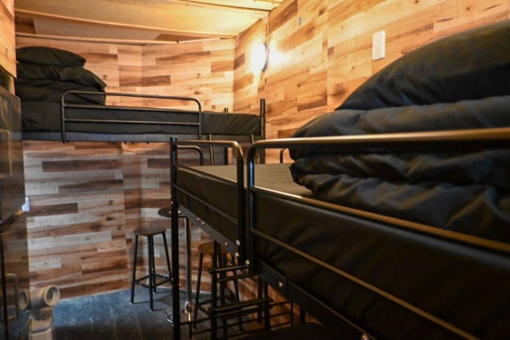 Wanderlust Inn