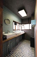 Wanderlust Inn