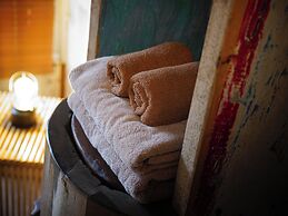 Wanderlust Inn
