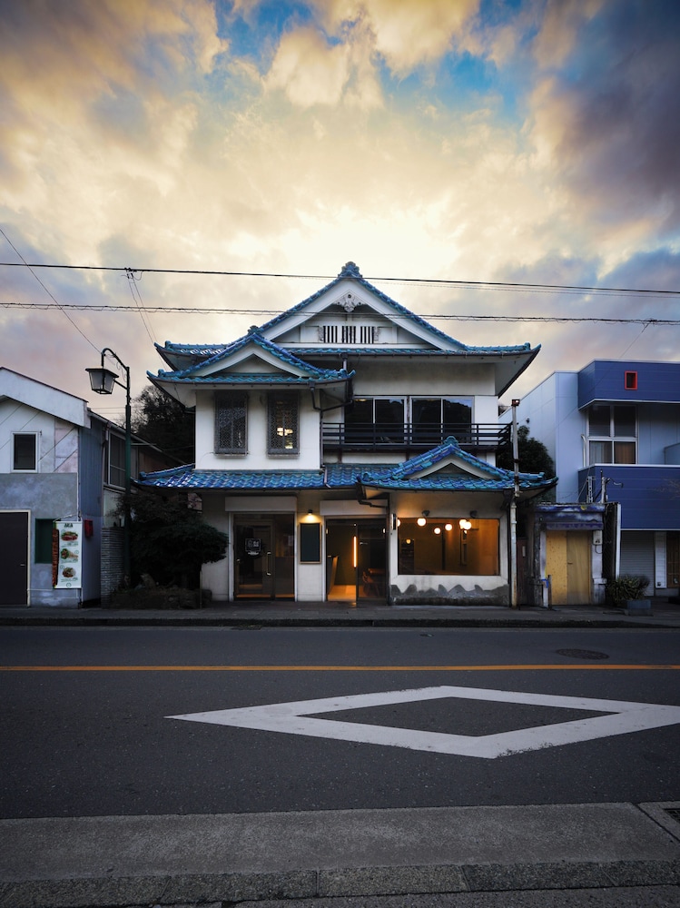 Wanderlust Inn