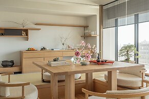 Four Seasons Hotel Osaka