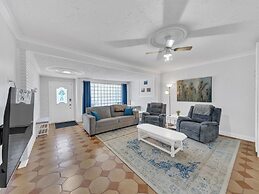 Parkside Flat #5 - Seacliff Beach Suites