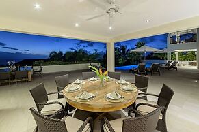 Infinity House by Blue Sky Luxury