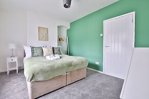 Urban Central 2 Bed House